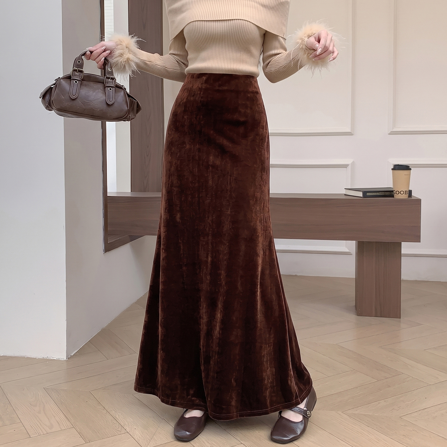 Velvet Mermaid Skirt Autumn Women 2026 New Chinese Style High Waist Slimming A-Line Pencil Skirt