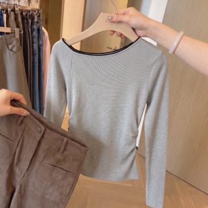 Korean Style Asymmetric Off-Shoulder Color-Block Knit Top for Women Early Autumn 2026 Slimming Ruched Pullover