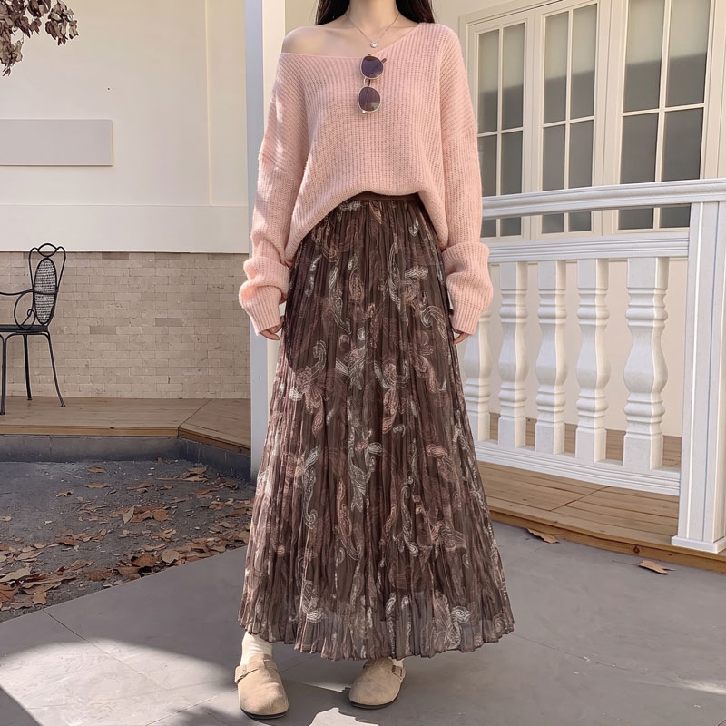 2026 Autumn Vintage Print Pleated Skirt Women Plus Size High Waist Slimming A-Line Long Skirt